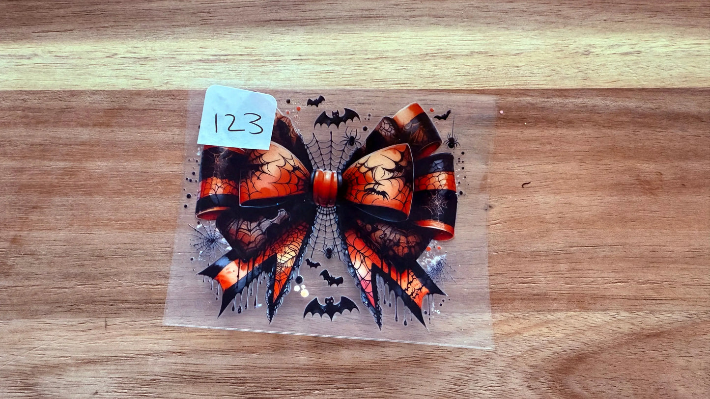 #123 Spiderweb bow K's Krafty Barn