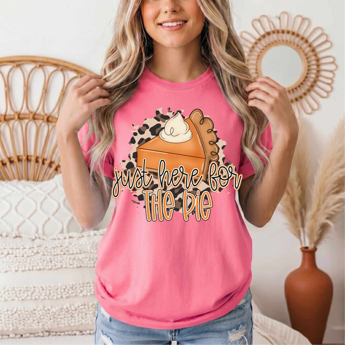 Just Here for the Pie Thanksgiving Graphic Tee