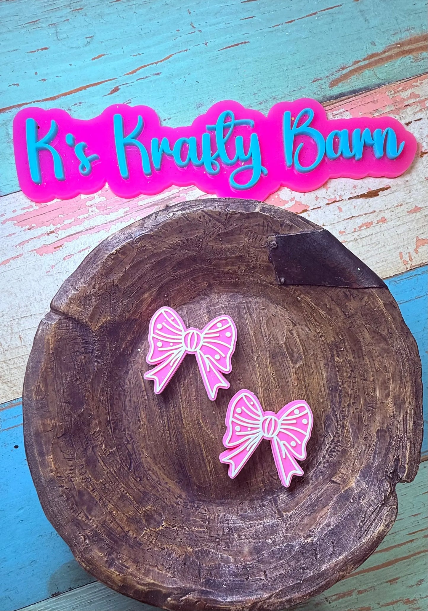 Silicone Focal Bead- Pink with white outline bow K's Krafty Barn