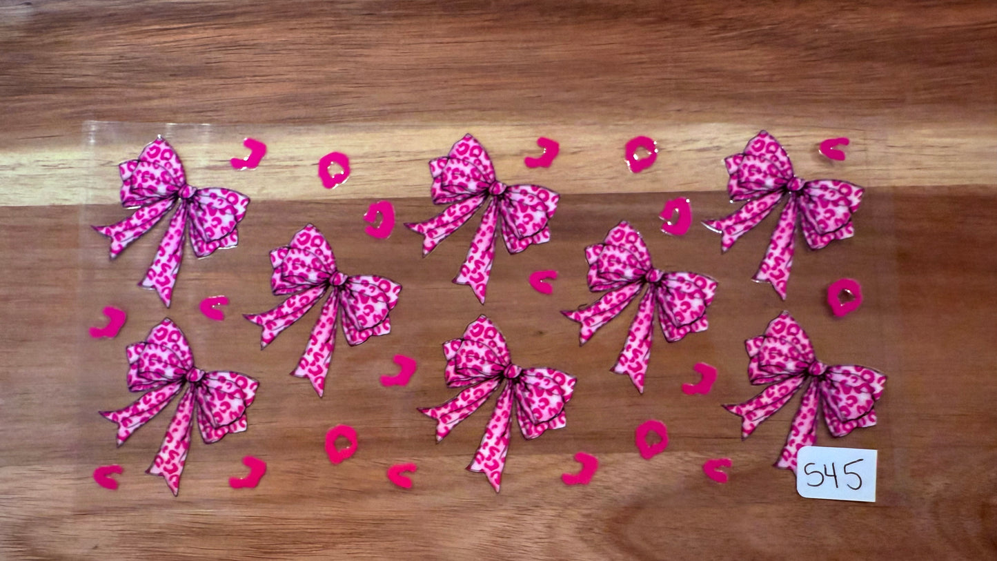 #545 Pink leopard bows