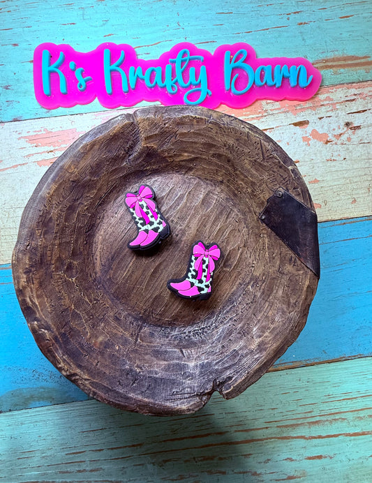 Wholesale Silicone Focal Bead- Pink Cowgirl boots with bow