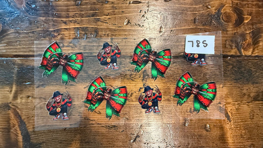 #785 Freddy bows