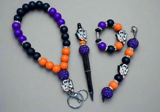 Peace Love Spooky Halloween Beaded Set