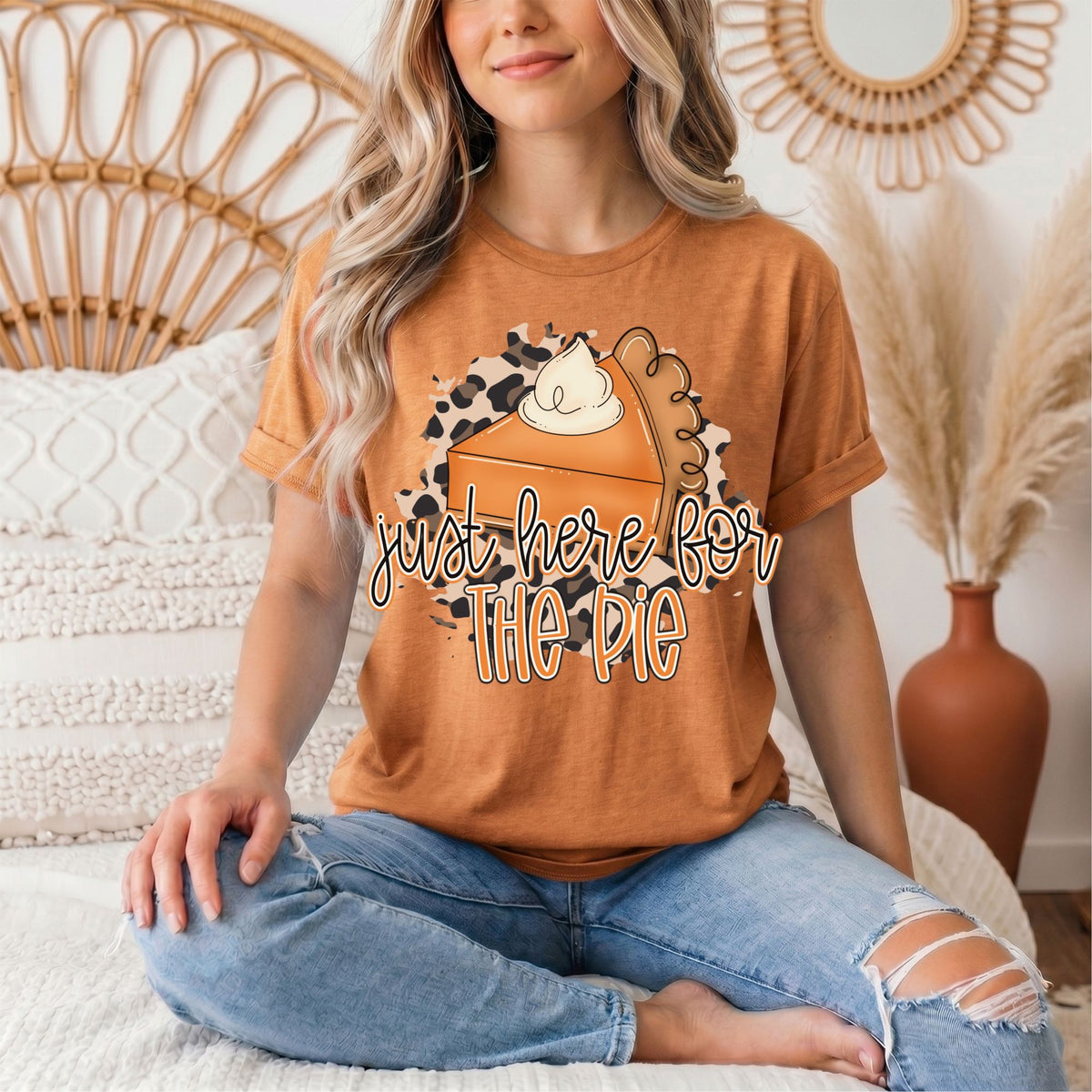 Just Here for the Pie Thanksgiving Graphic Tee