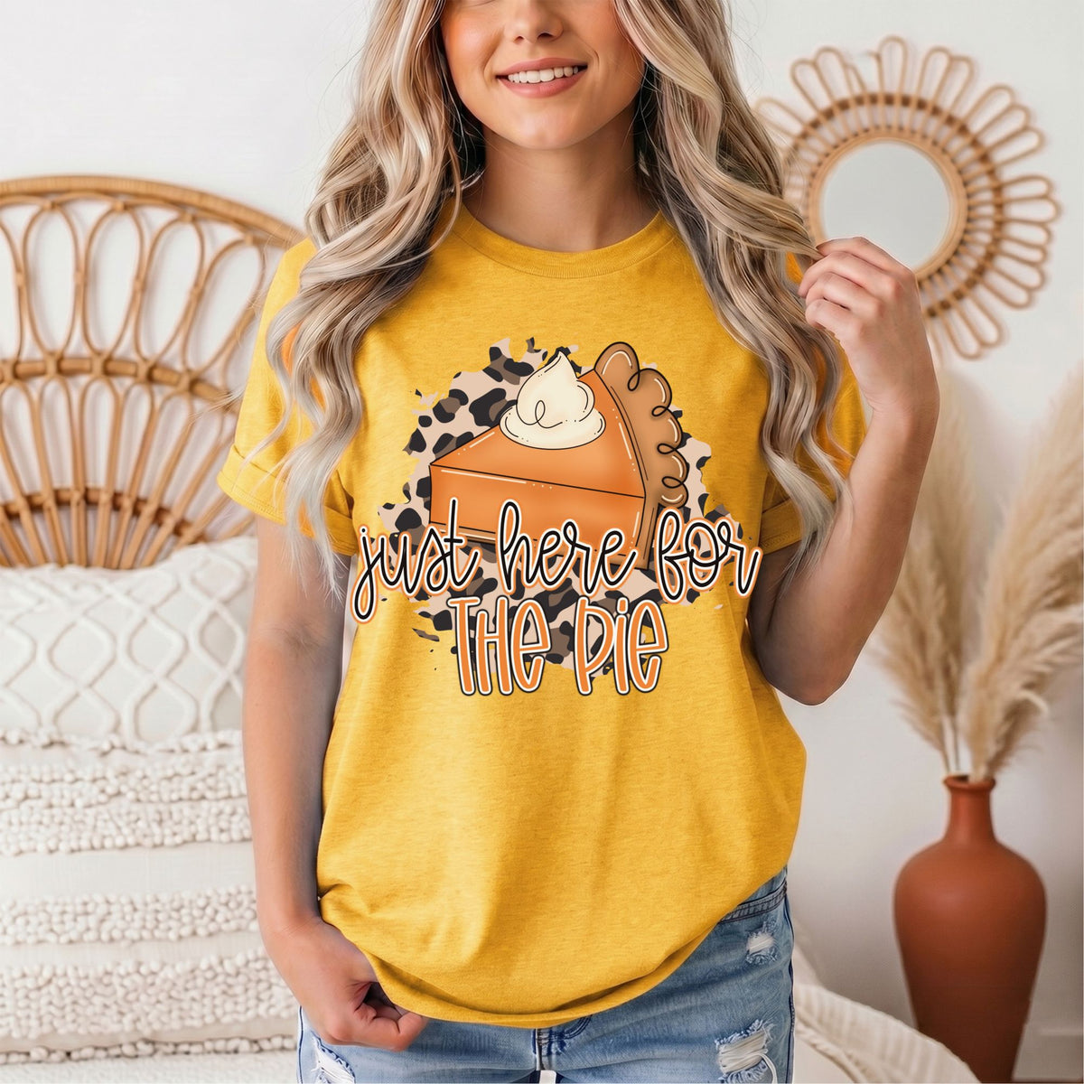 Just Here for the Pie Thanksgiving Graphic Tee