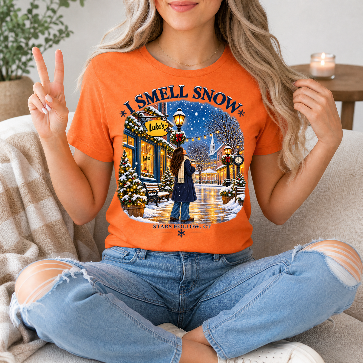 I Smell Snow Stars Hollow Winter Graphic Tee