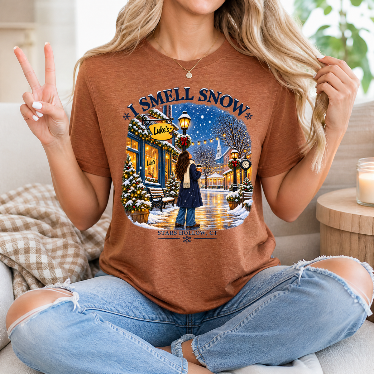 I Smell Snow Stars Hollow Winter Graphic Tee