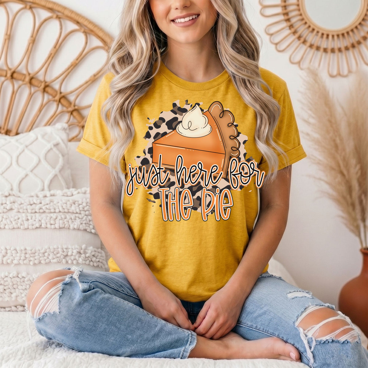Just Here for the Pie Thanksgiving Graphic Tee