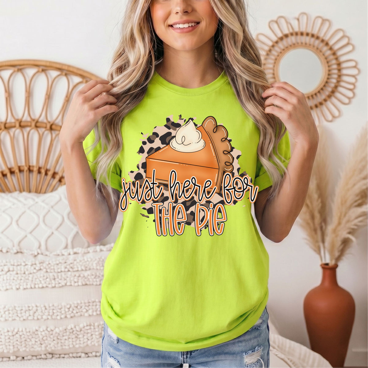 Just Here for the Pie Thanksgiving Graphic Tee