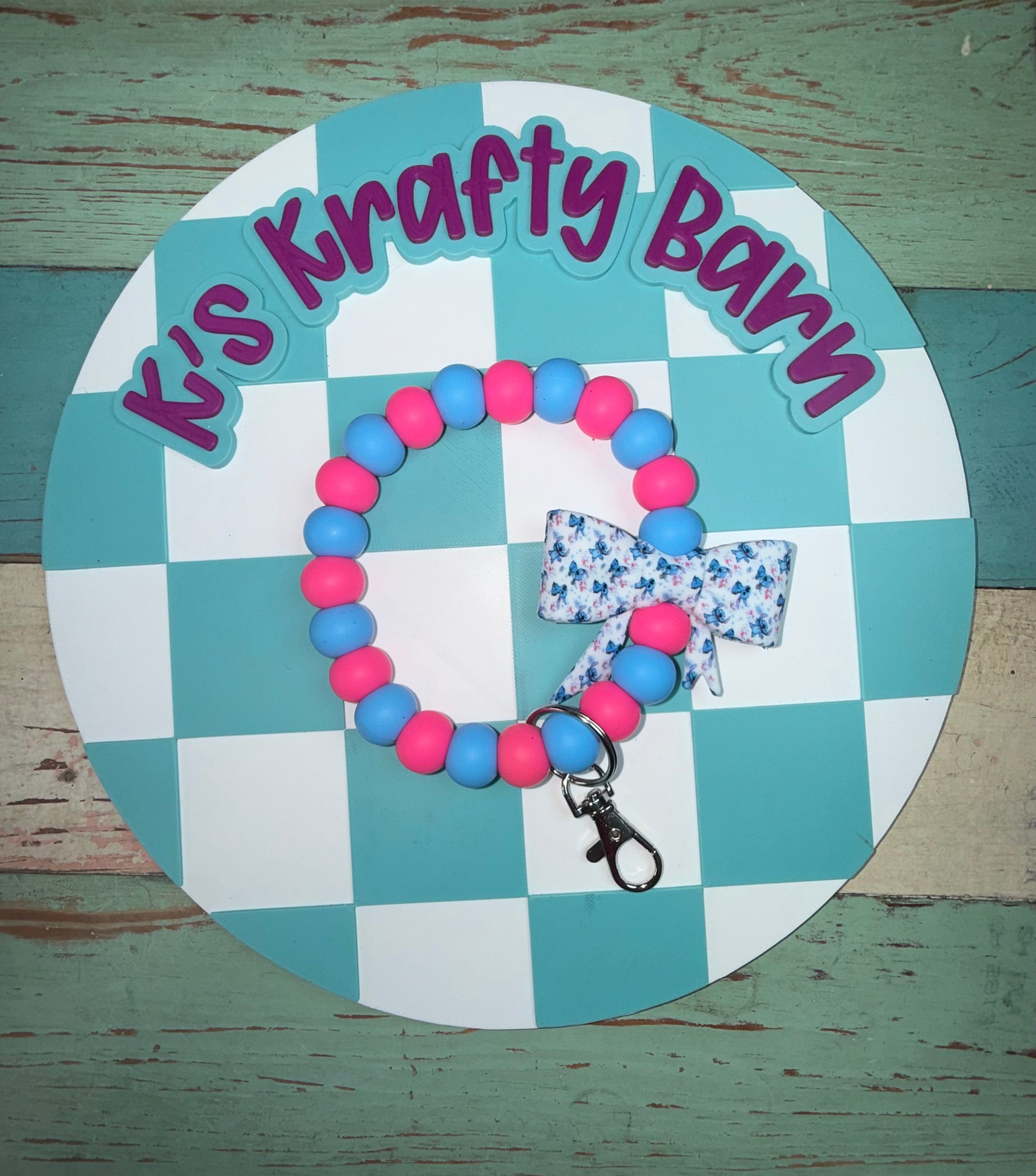 Ohana Bow Wristlet