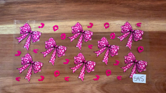 #545 Pink leopard bows