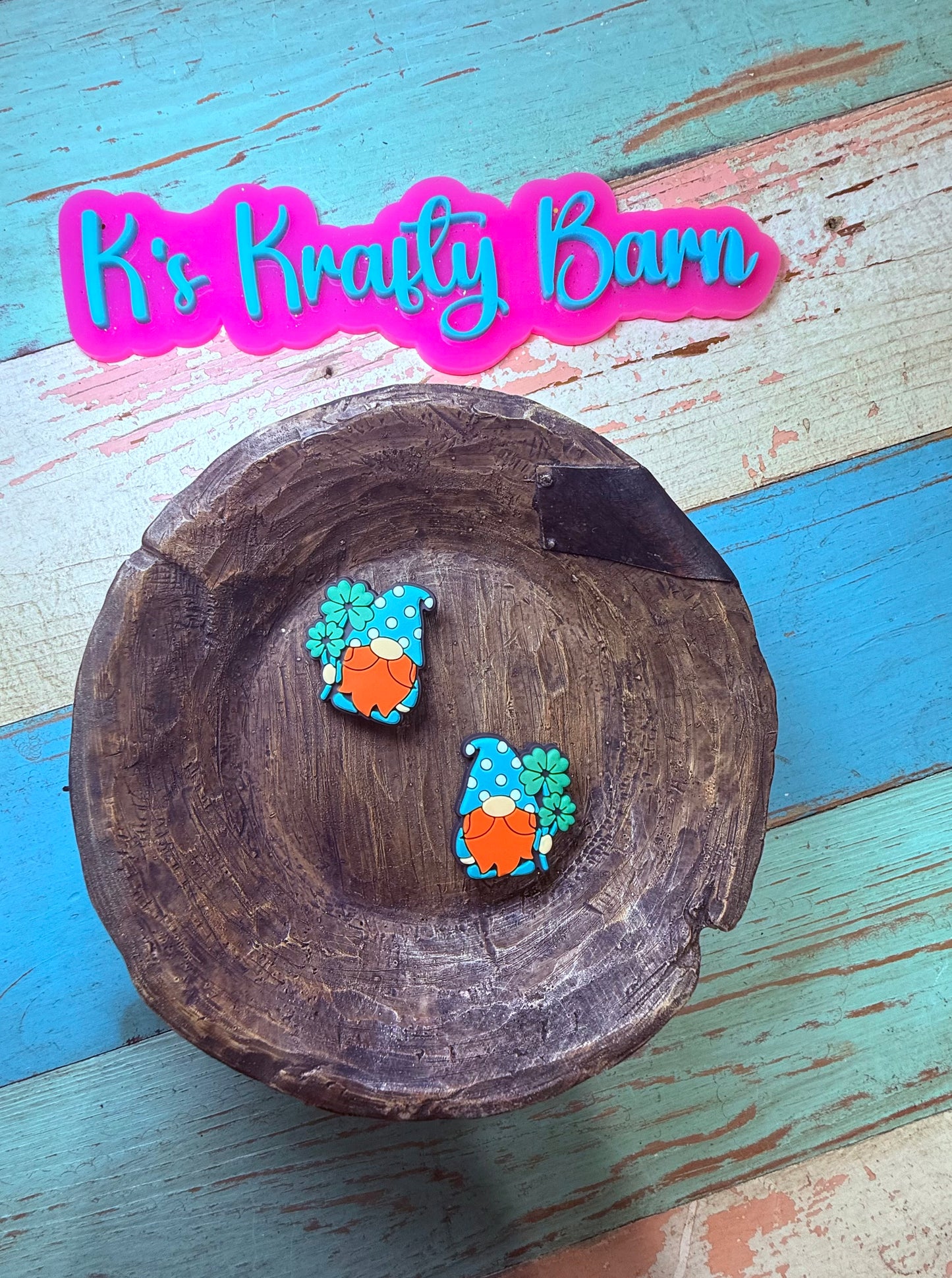 Wholesale Silicone Focal Bead- Gnome with Clover