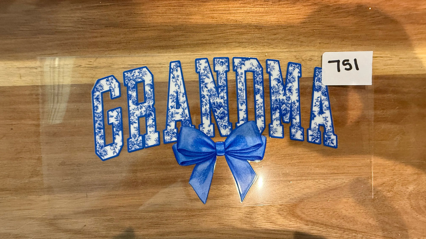#751 Grandma with blue bow K's Krafty Barn