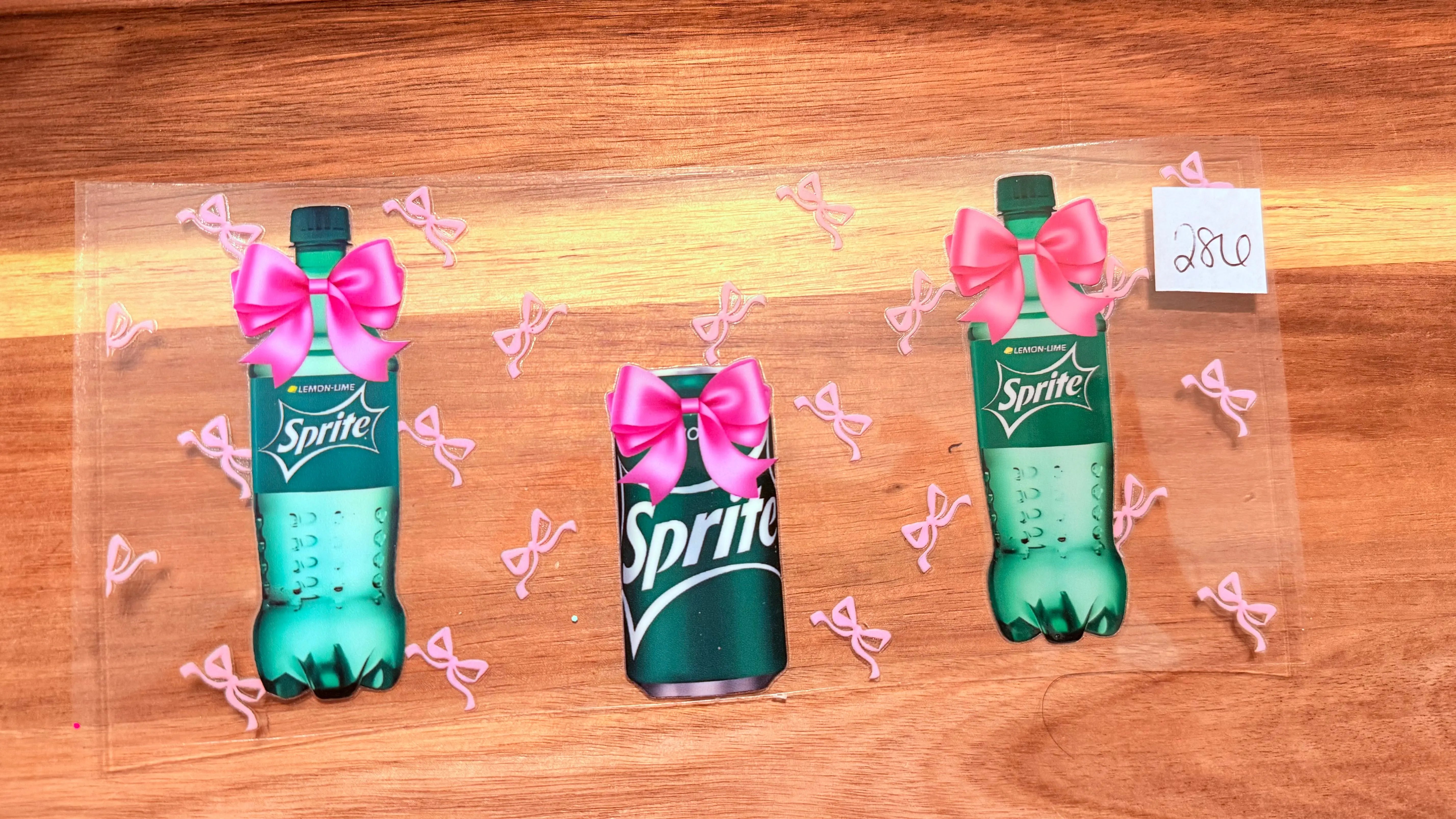 #286 Green drink with pink bow K's Krafty Barn