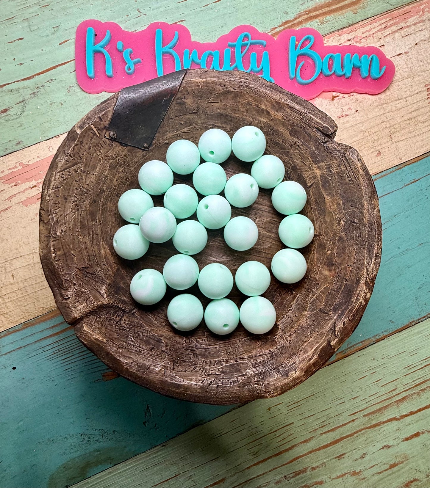 Wholesale 15mm Solid Silicone Beads- Mint swirl