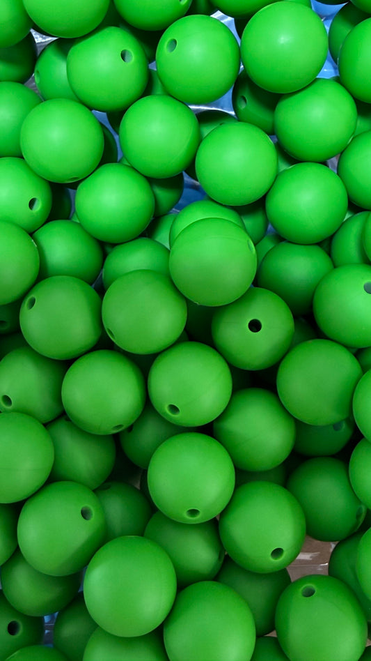 Wholesale 15mm Solid Silicone Beads- Kelly Green